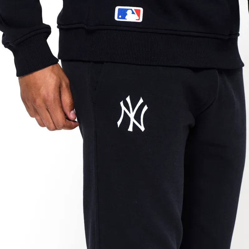 nadragok-hosszu-nadrag-sotetkek-track-pant-new-york-yankees-mlb-new-era