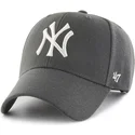 sapkak-ivelt-szurke-snapback-new-york-yankees-mlb-47-brand