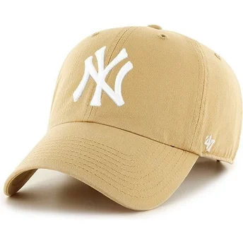 Ljusbrun kurvad keps New York Yankees MLB Clean Up från 47 Brand