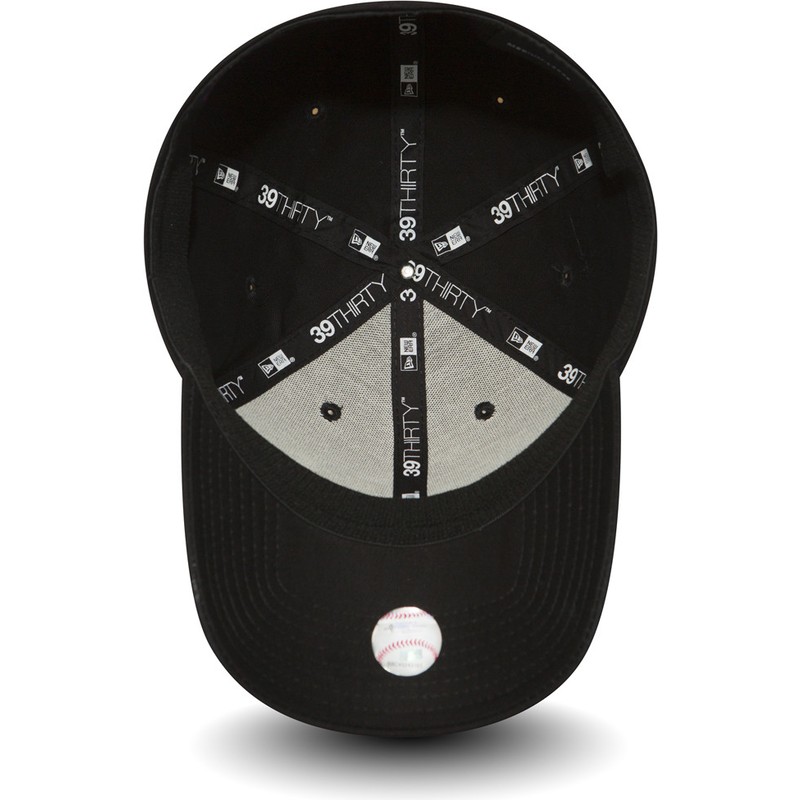 new-era-mit-schwarzem-logo-curved-brim-39thirty-classic-new-york-yankees-mlb-fitted-cap-schwarz