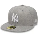 graue-anliegende-59fifty-essential-flat-cap-der-new-york-yankees-mlb-von-new-era