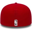 rote-anliegende-59fifty-essential-flat-cap-der-chicago-bulls-nba-von-new-era