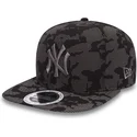 new-york-yankees-mlb-9fifty-night-time-reflective-snapback-kappe-in-schwarz-mit-grauem-logo-von-new-era