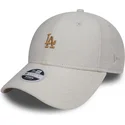 verstellbare-weisse-kappe-mit-gebogenem-schirm-und-bronzenem-logo-9forty-melton-der-los-angeles-dodgers-mlb-von-new-era