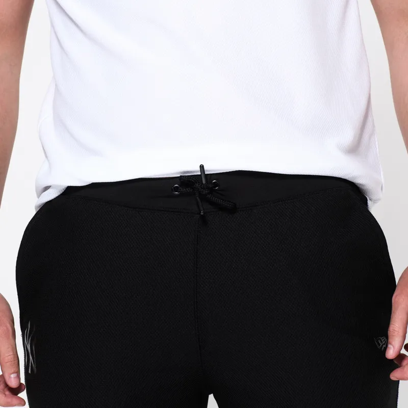 nadragok-hosszu-nadrag-fekete-jogger-stealth-new-york-yankees-mlb-new-era
