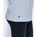 polok-rovid-ujju-szurke-badge-new-york-yankees-mlb-new-era