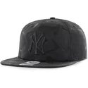 sapkak-lapos-terepmintas-snapback-new-york-yankees-mlb-47-brand