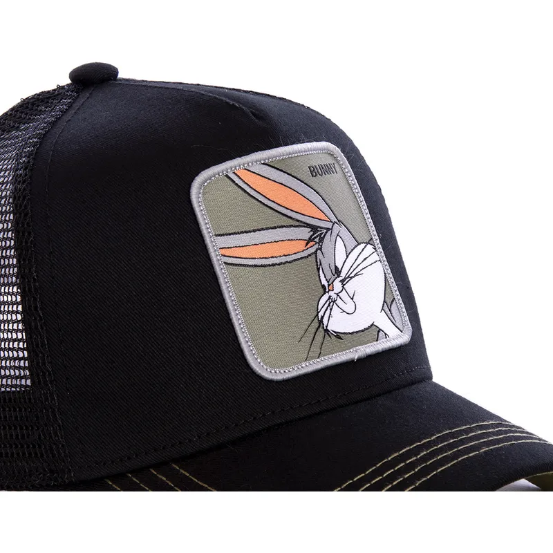 cap-ivelt-cheren-snapbek-bugs-bunny-looney-tunes-capslab
