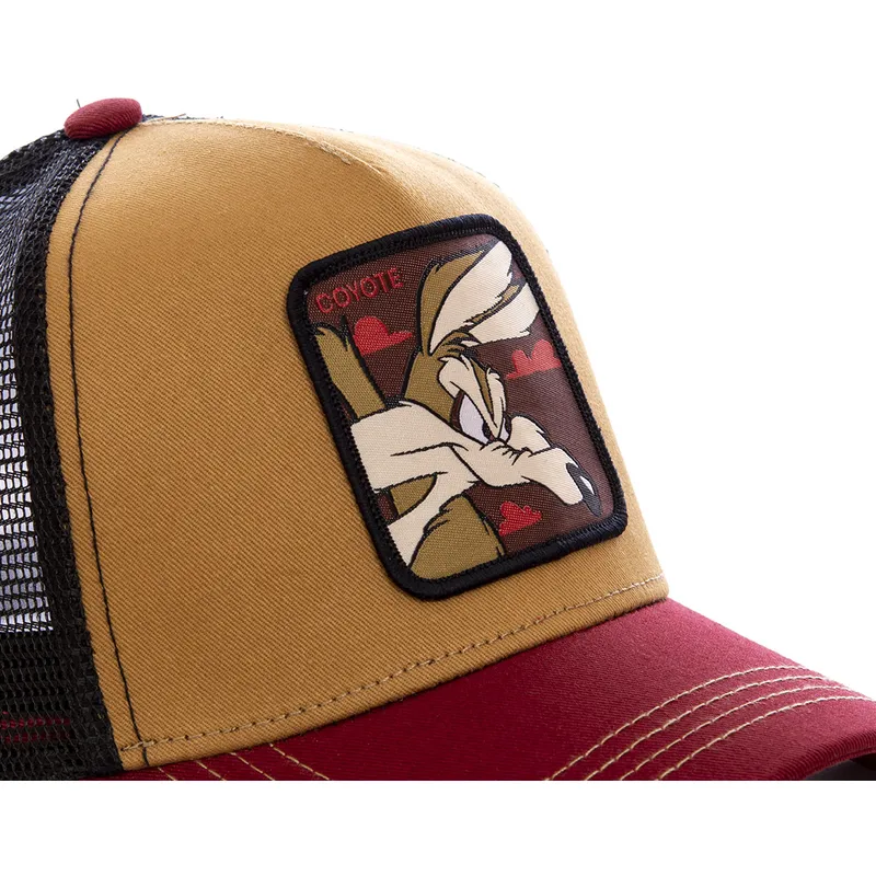 sapkak-ivelt-barna-snapback-coy2-kojot-looney-tunes-capslab