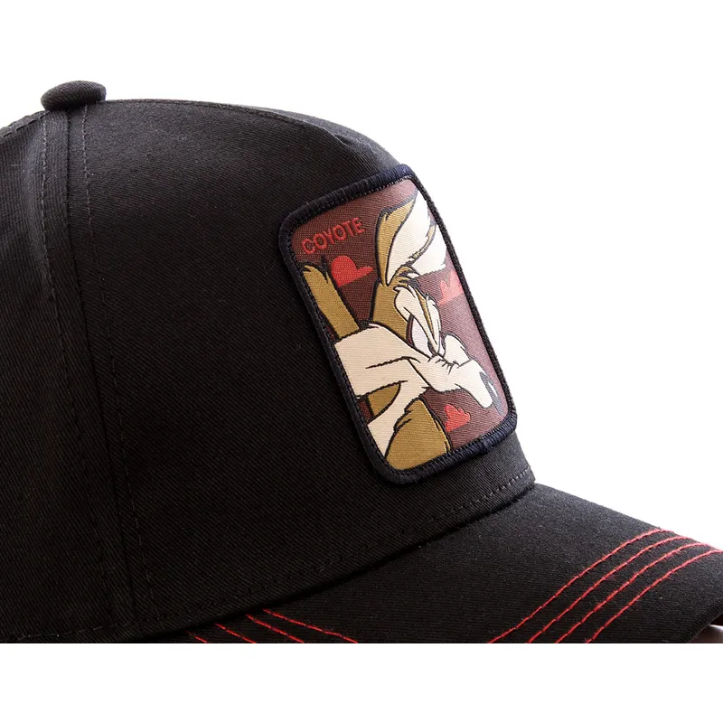 sapkak-ivelt-fekete-snapback-coy3-kojot-looney-tunes-capslab