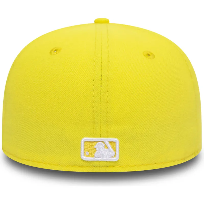sapkak-lapos-sarga-illesztett-59fifty-essential-new-york-yankees-mlb-new-era