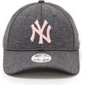 sapkak-ivelt-szurke-allithato-rosa-9forty-tech-jersey-new-york-yankees-mlb-new-era