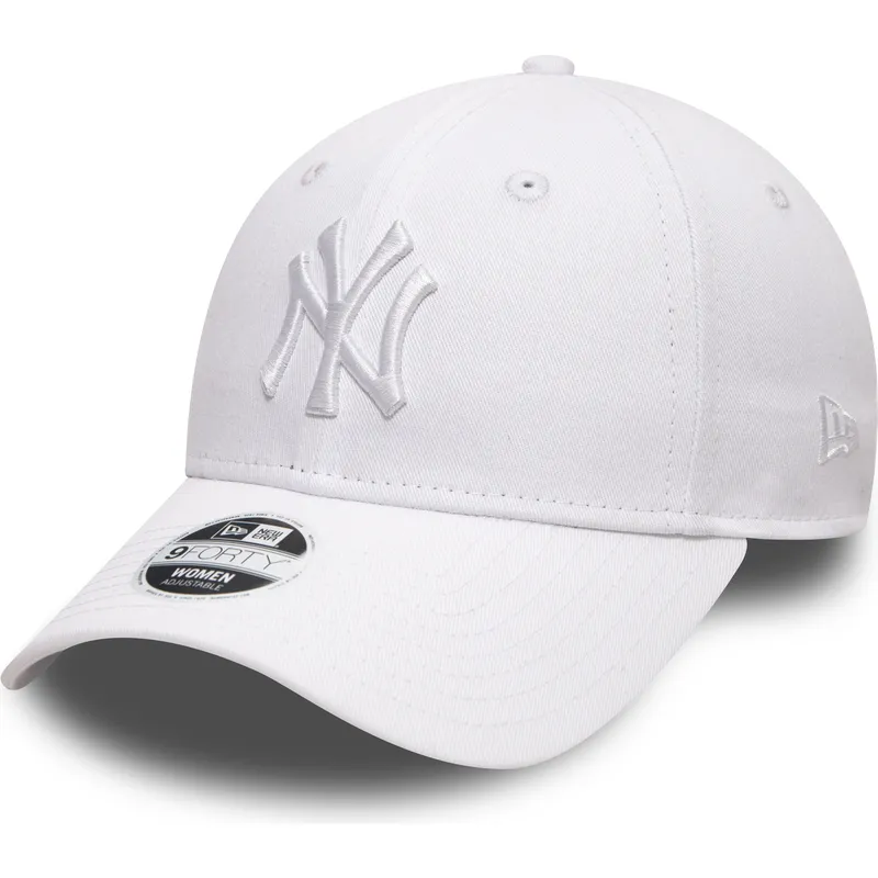 vit-justerbar-kurvad-keps-med-vit-logotyp-9forty-league-essential-fran-new-york-yankees-mlb-av-new-era