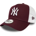 new-era-new-york-yankees-mlb-essential-a-frame-trucker-cap-in-bordeaux-und-weiss