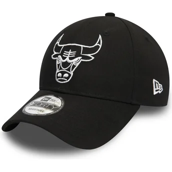 Justerbar svart böjd keps med vit logotyp 9FORTY League Essential Chicago Bulls NBA från New Era