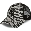sapkak-ivelt-szurke-snapback-9forty-tiger-print-new-york-yankees-mlb-new-era