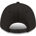 boston-red-sox-mlb-9forty-mono-team-colour-schwarze-snapback-kappe-mit-gebogenem-schirm-und-schwarzem-logo-von-new-era