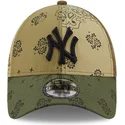 sapkak-ivelt-zold-allithato-9forty-paisley-print-new-york-yankees-mlb-new-era