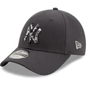 sapkak-ivelt-szurke-allithato-9forty-camo-infill-new-york-yankees-mlb-new-era