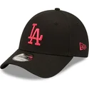 gorra-curva-negra-ajustable-con-logo-rosa-9forty-league-essential-de-los-angeles-dodgers-mlb-de-new-era