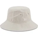 vodrok-szurke-essential-tapered-new-era