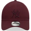 sapkak-ivelt-piros-snapback-9forty-league-essential-new-york-yankees-mlb-new-era