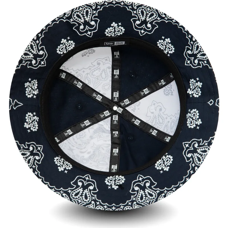 vodrok-sotetkek-paisley-explorer-new-era