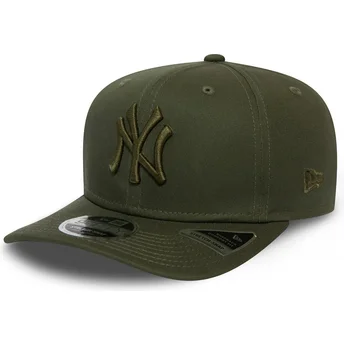 sapkak-ivelt-zold-snapback-9fifty-stretch-snap-league-essential-new-york-yankees-mlb-new-era