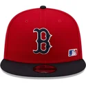 rote-und-marineblaue-snapback-flachkappe-9fifty-team-arch-der-boston-red-sox-mlb-von-new-era
