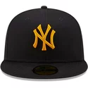 new-era-flat-brim-yellow-logo-59fifty-league-essential-new-york-yankees-mlb-navy-blue-fitted-cap