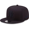 sapkak-lapos-sotetkek-snapback-9fifty-league-essential-new-york-yankees-mlb-new-era