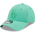 verstellbare-grune-kappe-mit-gebogenem-schirm-und-grunem-logo-9forty-league-essential-der-los-angeles-dodgers-mlb-von-new-era