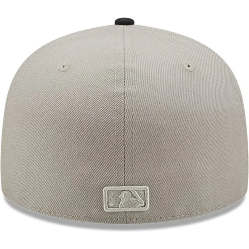 sapkak-lapos-szurke-illesztett-59fifty-parche-lateral-new-york-yankees-mlb-new-era sapkak-lapos-szurke-illesztett-59fifty-parche-lateral-new-york-yankees-mlb-new-era
