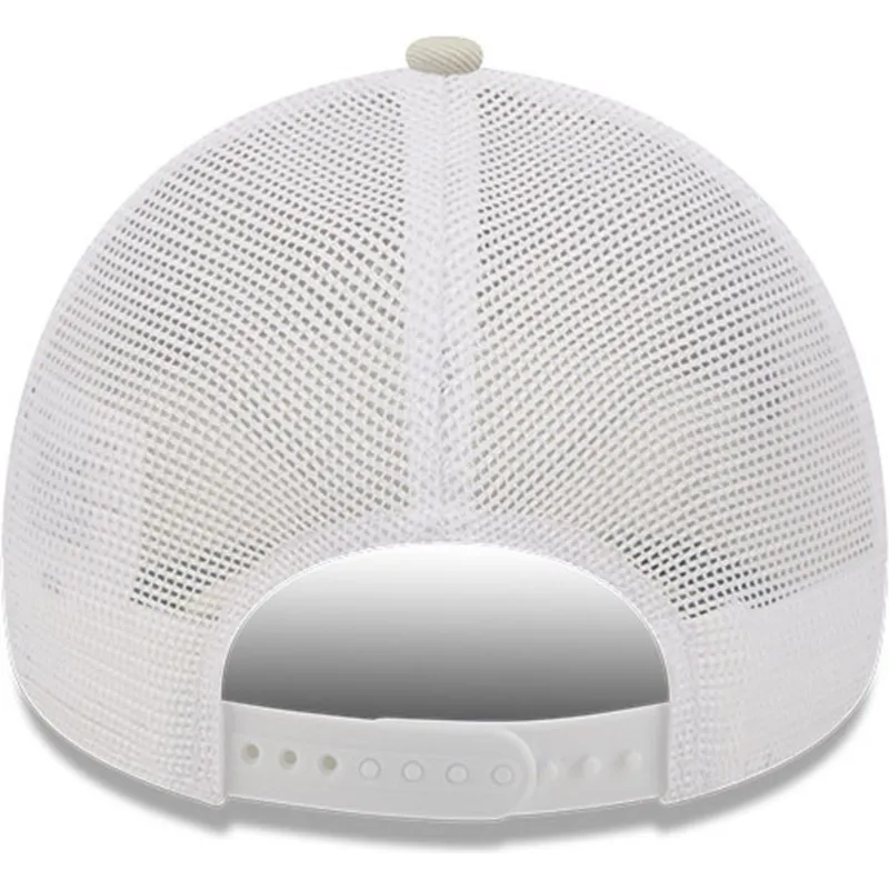 sapkak-ivelt-bezs-snapback-a-frame-sporty-spongebob-es-patrik-csillag-new-era