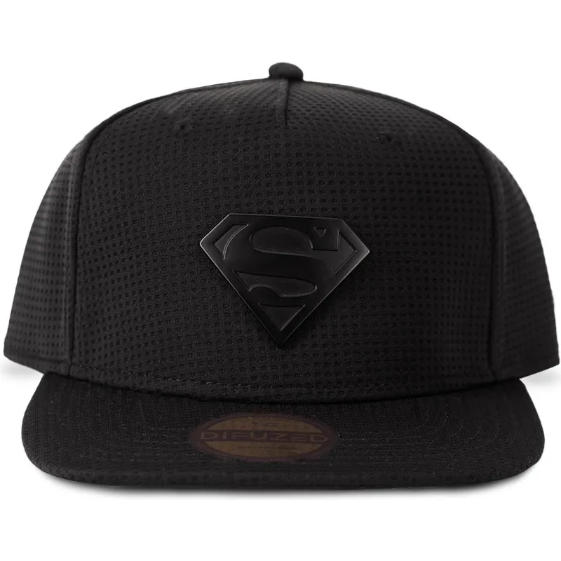 sapkak-lapos-fekete-snapback-metal-badge-difuzed