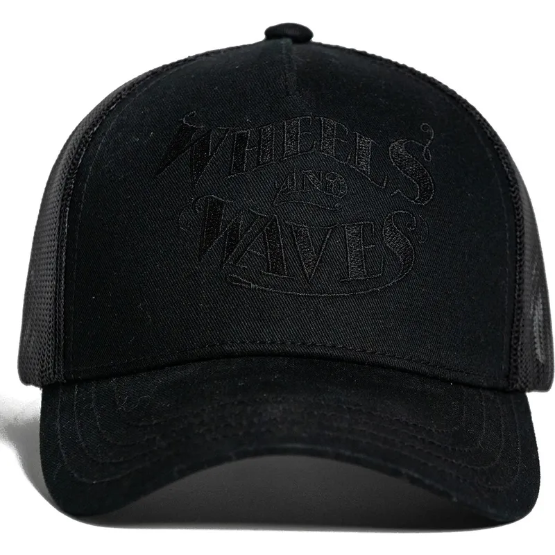 cap-ivelt-cheren-snapbek-wheels-and-waves