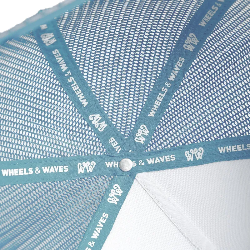 flache-trucker-kappe-weiss-und-blau-1966-ww23-von-wheels-and-waves