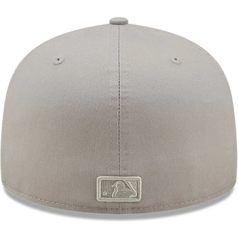 sapkak-lapos-szurke-illesztett-59fifty-parche-lateral-world-series-new-york-yankees-mlb-new-era sapkak-lapos-szurke-illesztett-59fifty-parche-lateral-world-series-new-york-yankees-mlb-new-era