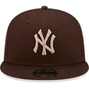 sapkak-lapos-barna-snapback-9fifty-league-essential-new-york-yankees-mlb-new-era