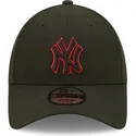 sapkak-ivelt-fekete-snapback-9forty-neon-pack-repreve-new-york-yankees-mlb-new-era