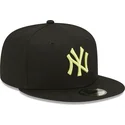 sapkak-lapos-fekete-snapback-9fifty-league-essential-new-york-yankees-mlb-new-era