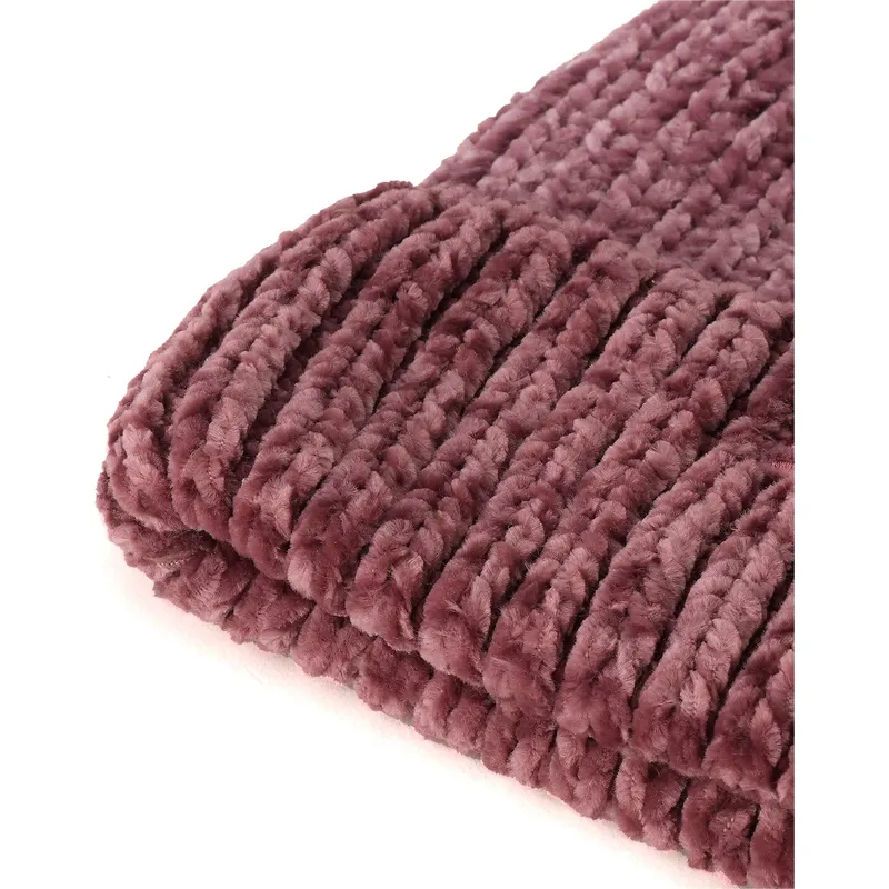 sapkak-pompon-lila-puma