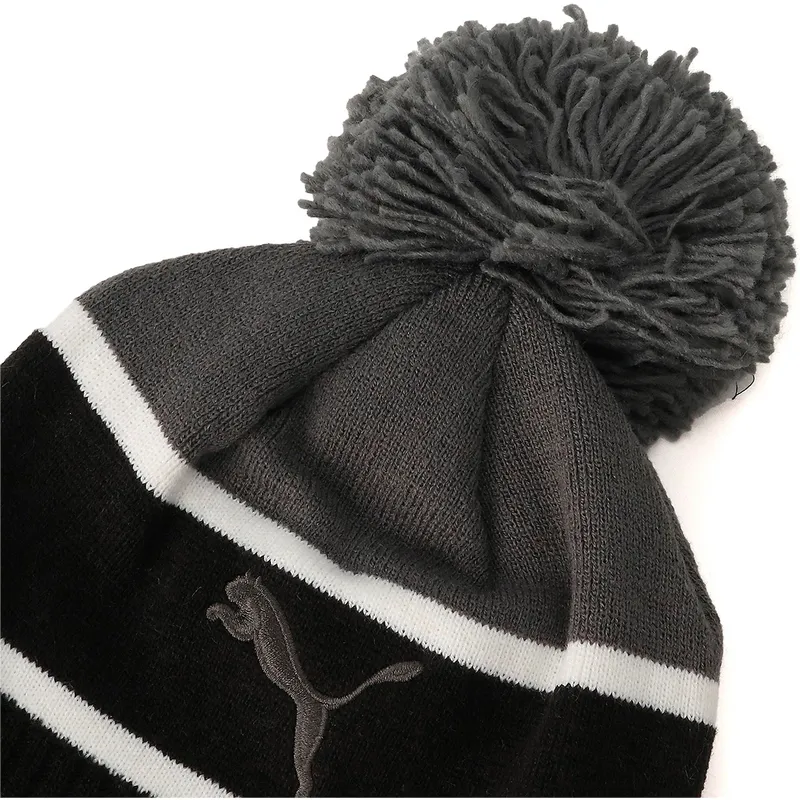 sapkak-pompon-fekete-puma