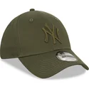 sapkak-ivelt-zold-snapback-9forty-league-essential-new-york-yankees-mlb-new-era