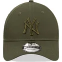 sapkak-ivelt-zold-snapback-9forty-league-essential-new-york-yankees-mlb-new-era