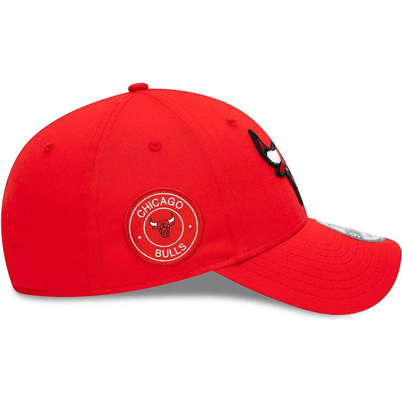 sapkak-ivelt-piros-allithato-9forty-team-side-patch-chicago-bulls-nba-new-era