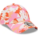 cap-ivelt-roza-reguliruema-lenta-9forty-all-over-print-seasonal-new-york-yankees-mlb-new-era