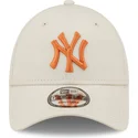 sapkak-ivelt-bezs-allithato-9forty-league-essential-new-york-yankees-mlb-new-era