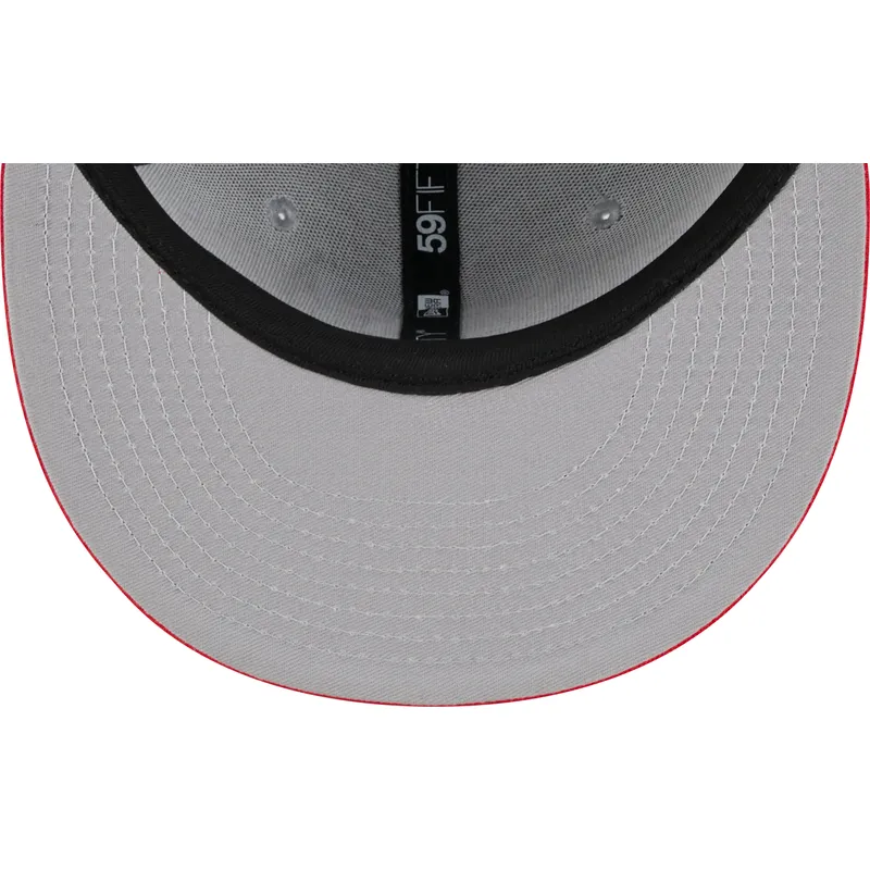 graue-und-rote-anliegende-flat-cap-59fifty-draft-edition-2023-der-chicago-bulls-nba-von-new-era