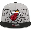 sapkak-lapos-szurke-snapback-9fifty-draft-edition-2023-miami-heat-nba-new-era